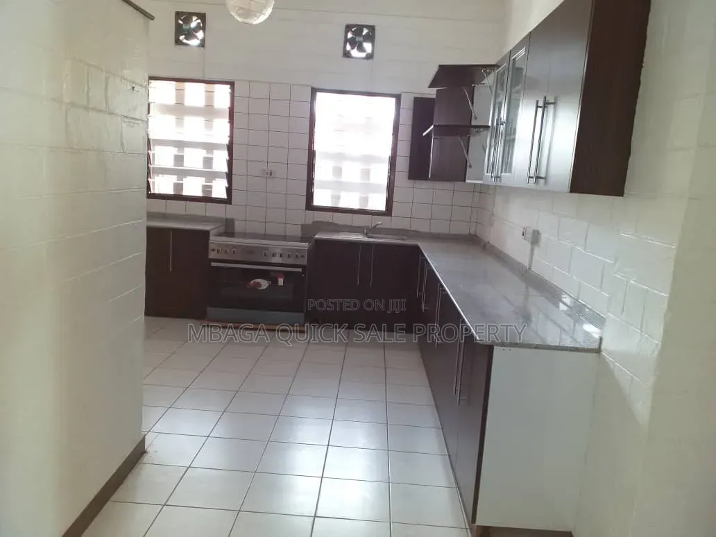 Furnished 8bdrm House in Mbezi Beach for rent