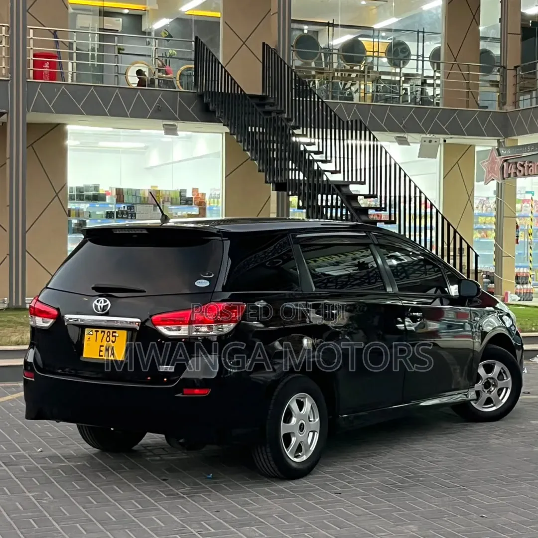 Toyota Wish 2012 Black