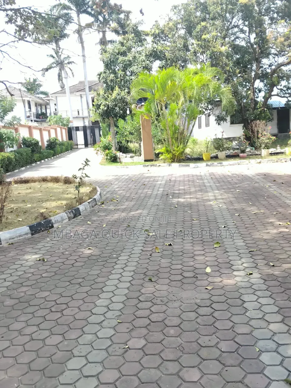5bdrm House in Mbezi Beach for sale