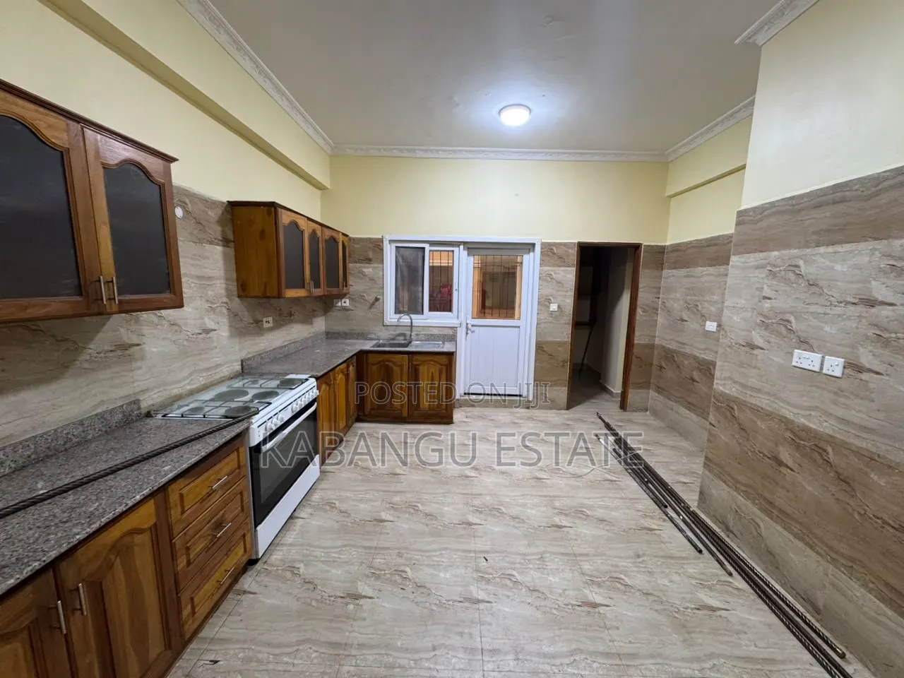 3bdrm Apartment in Upanga for rent