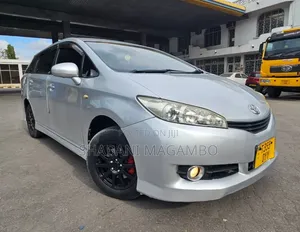 Toyota Wish 2011 Silver