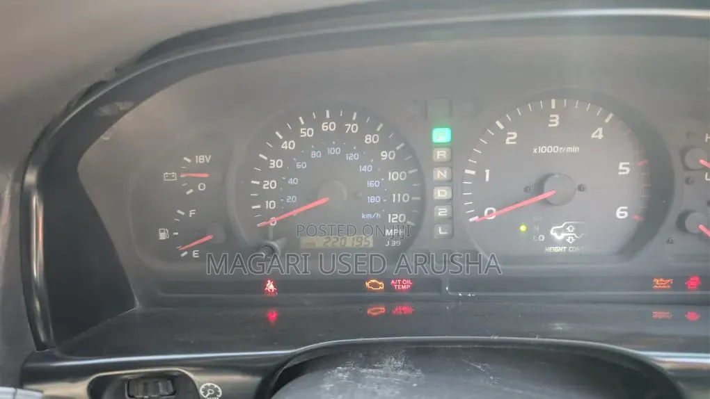 Toyota Land Cruiser 2004 Black