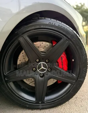 Mercedes-Benz A-Class 2014 Gray
