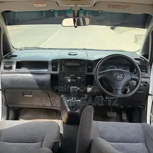 Toyota Corolla Spacio 2004 Silver
