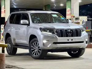 Toyota Land Cruiser Prado 2.8 2020 Silver