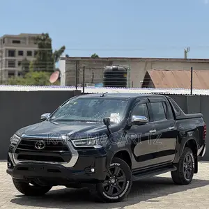 Toyota Hilux 2020 Black
