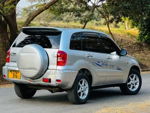 Toyota RAV4 Automatic 2003 Silver