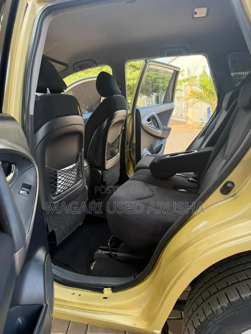 Toyota RAV4 2009 Gold