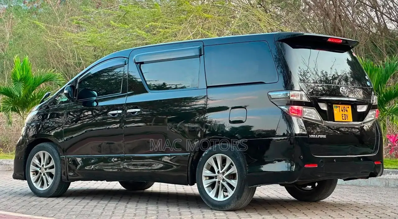 Toyota Vellfire 2009 Black