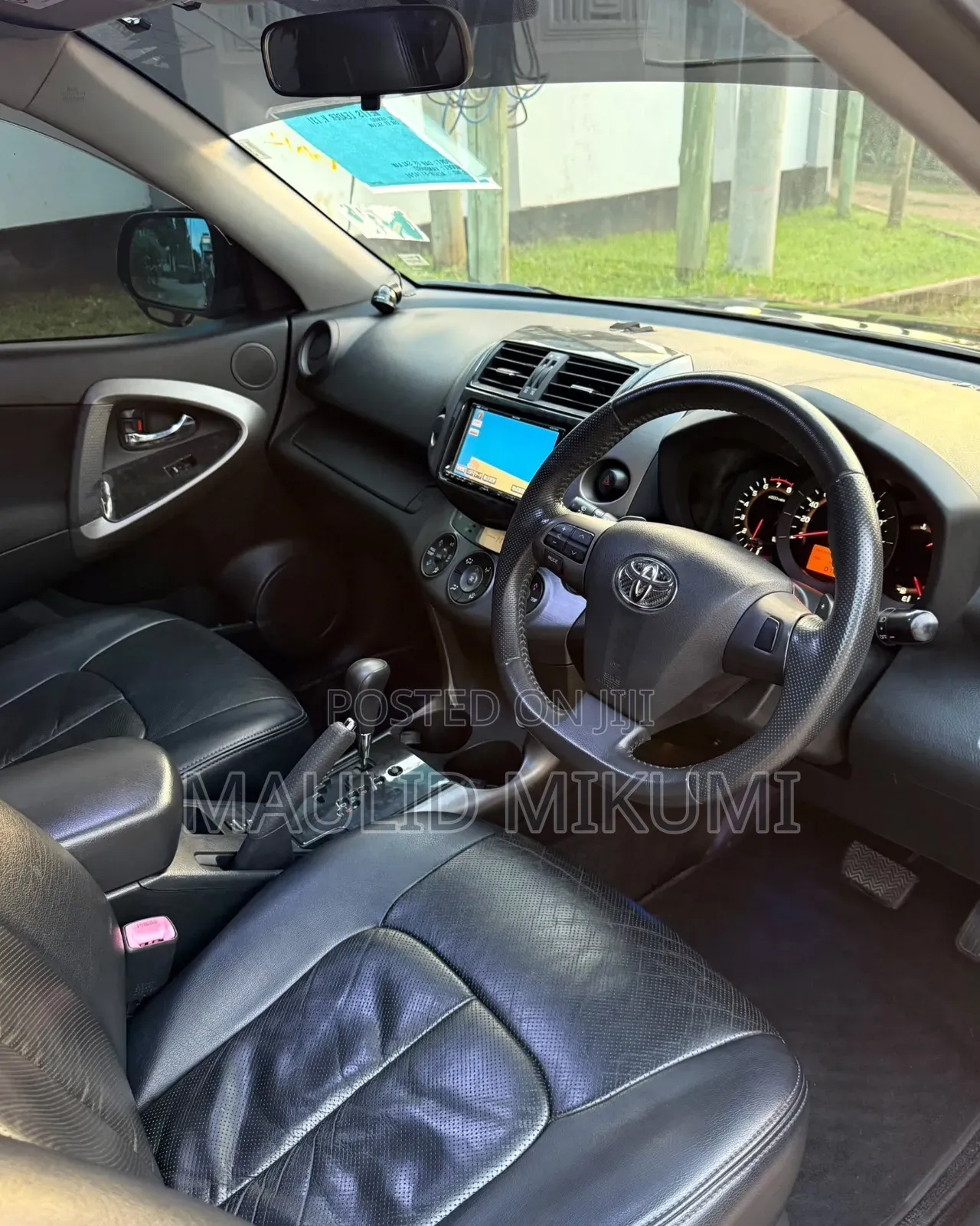 Toyota Vanguard 2010 Black