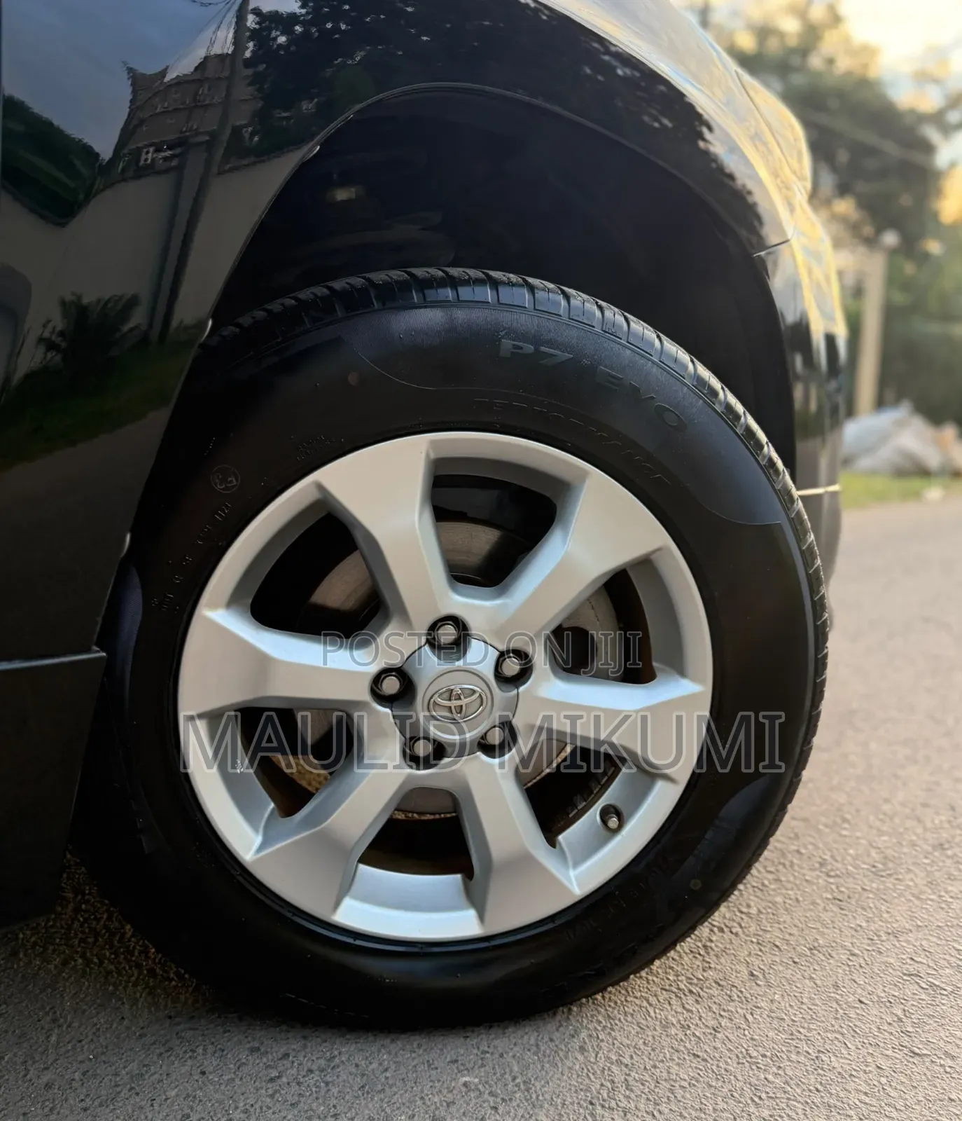 Toyota Vanguard 2010 Black