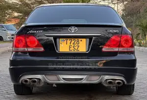 Toyota Crown 2004 Matt Black