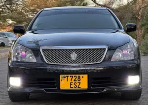 Toyota Crown 2004 Matt Black