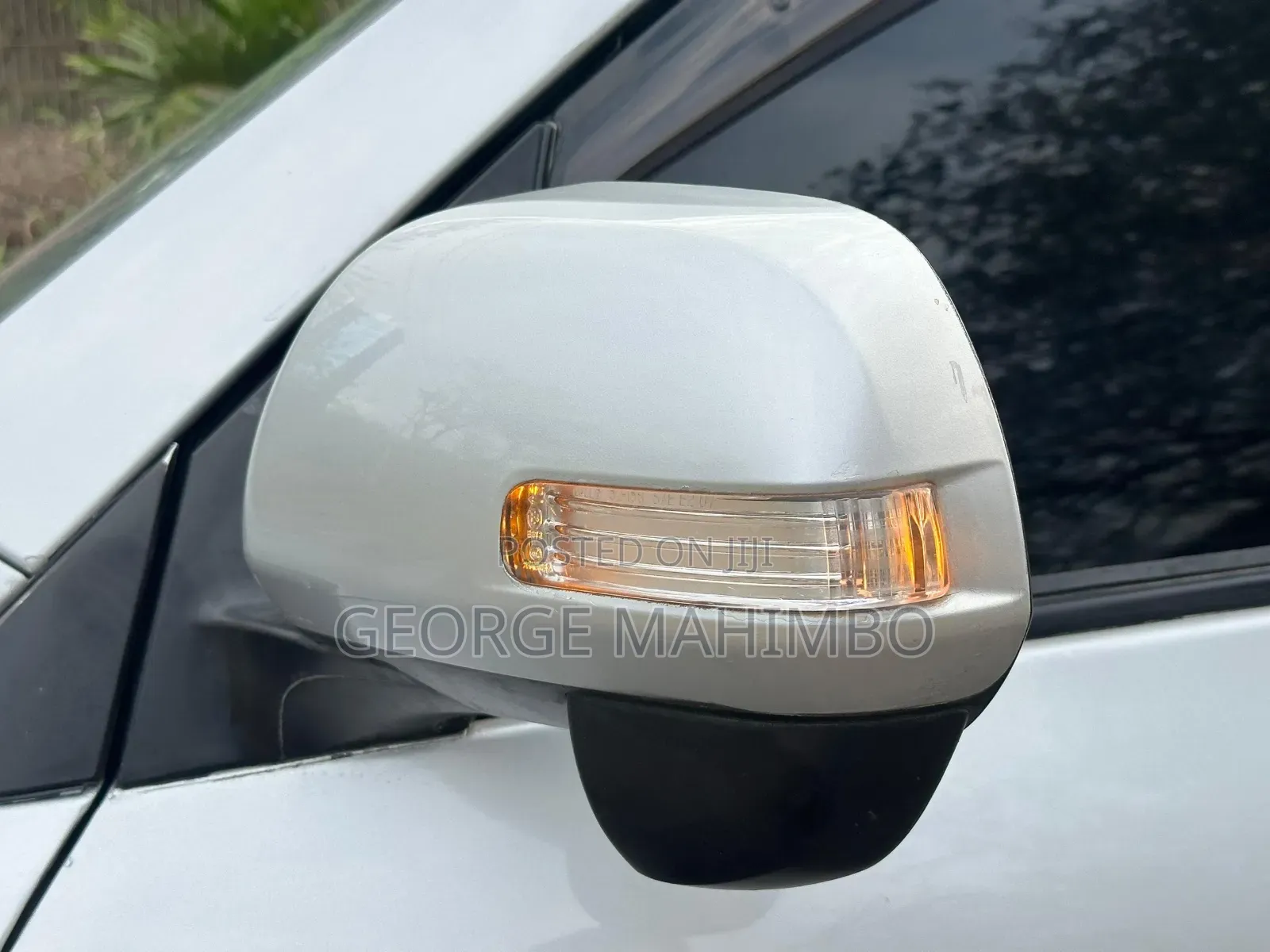 Toyota Vanguard 2010 Silver