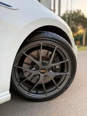 Volkswagen Golf R 4-Door 2016 White