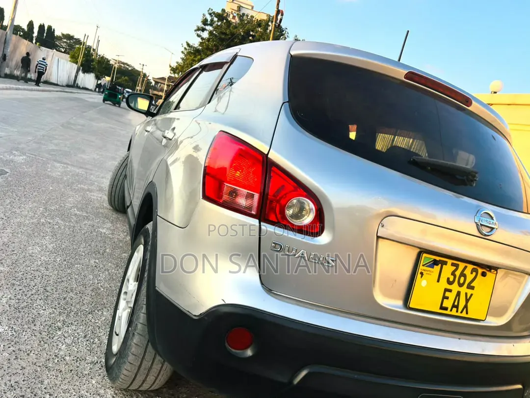 Nissan Dualis 2010 Silver