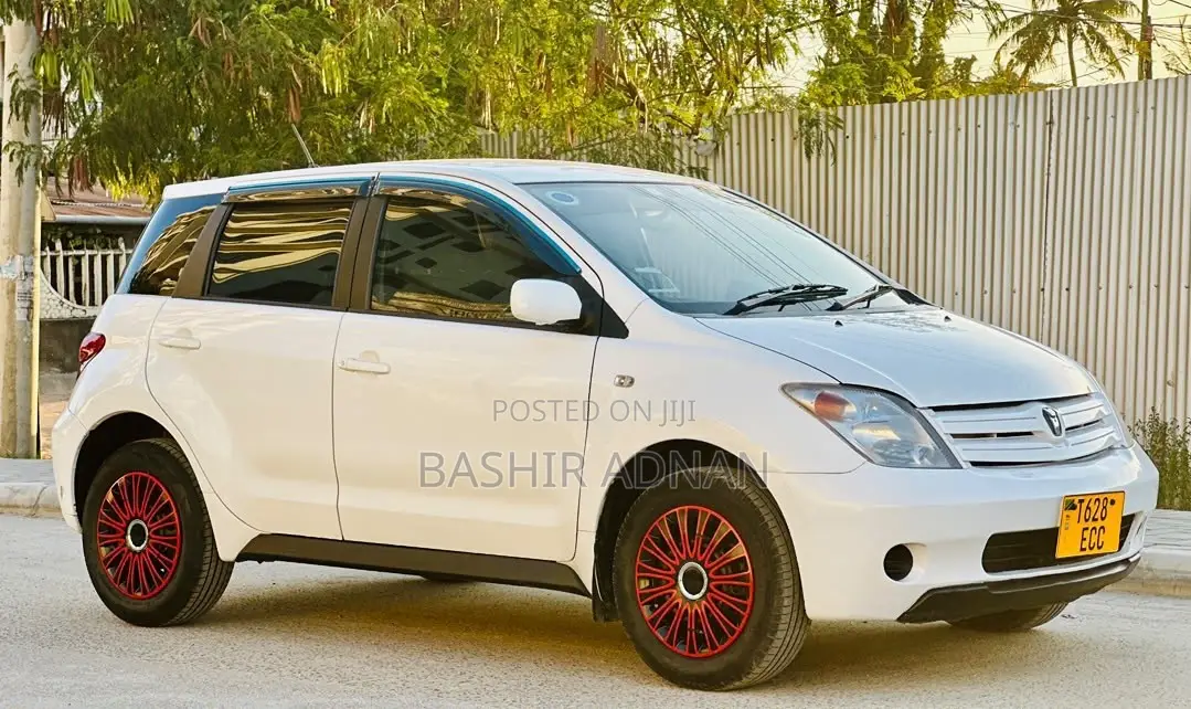 Toyota IST 2004 Pearl