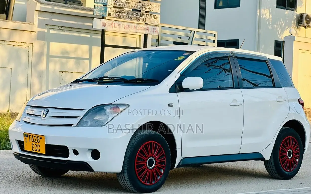 Toyota IST 2004 Pearl