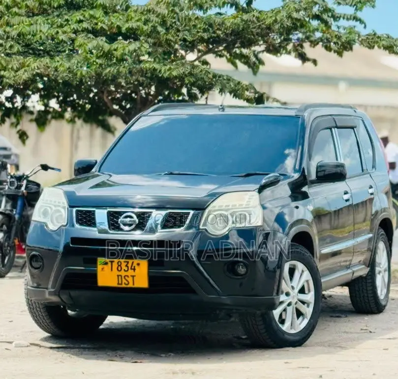 Nissan X-Trail 2010 Matt Black