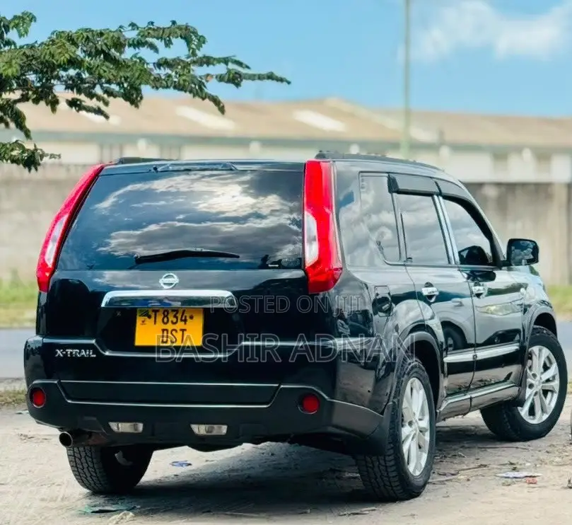 Nissan X-Trail 2010 Matt Black