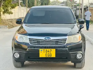 Subaru Forester 2010 Black