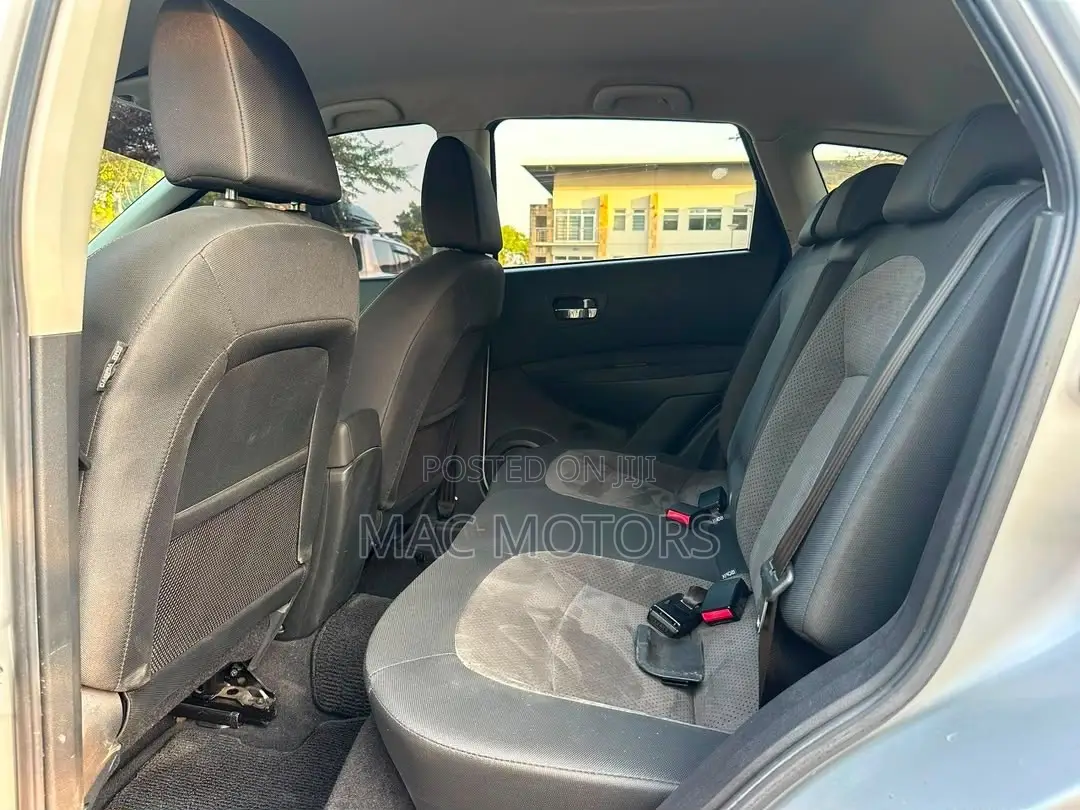 Nissan Dualis 2010 Silver