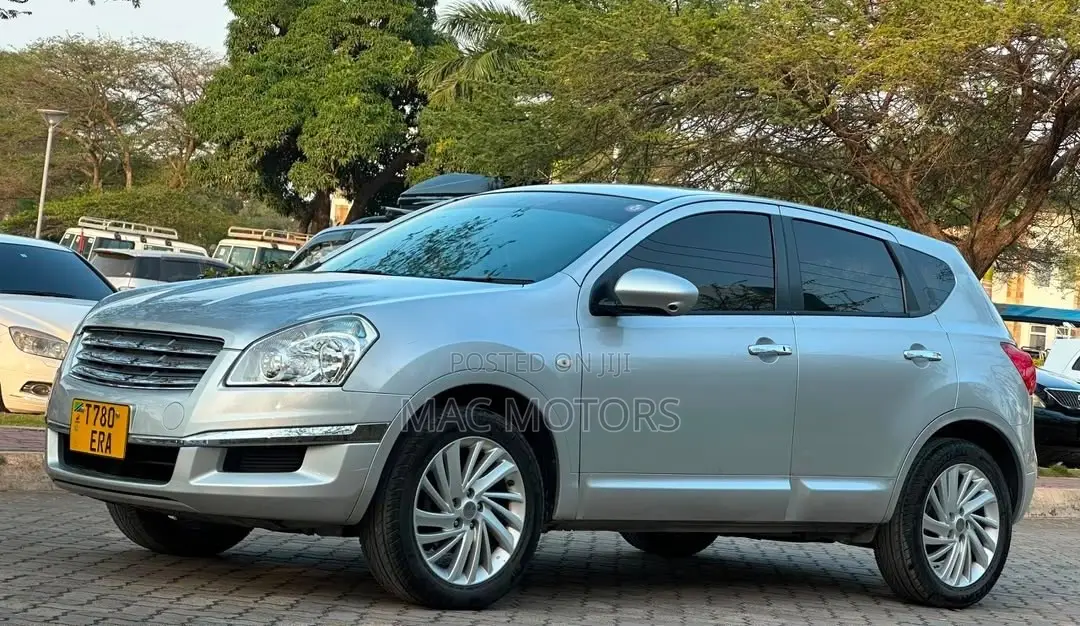 Nissan Dualis 2010 Silver
