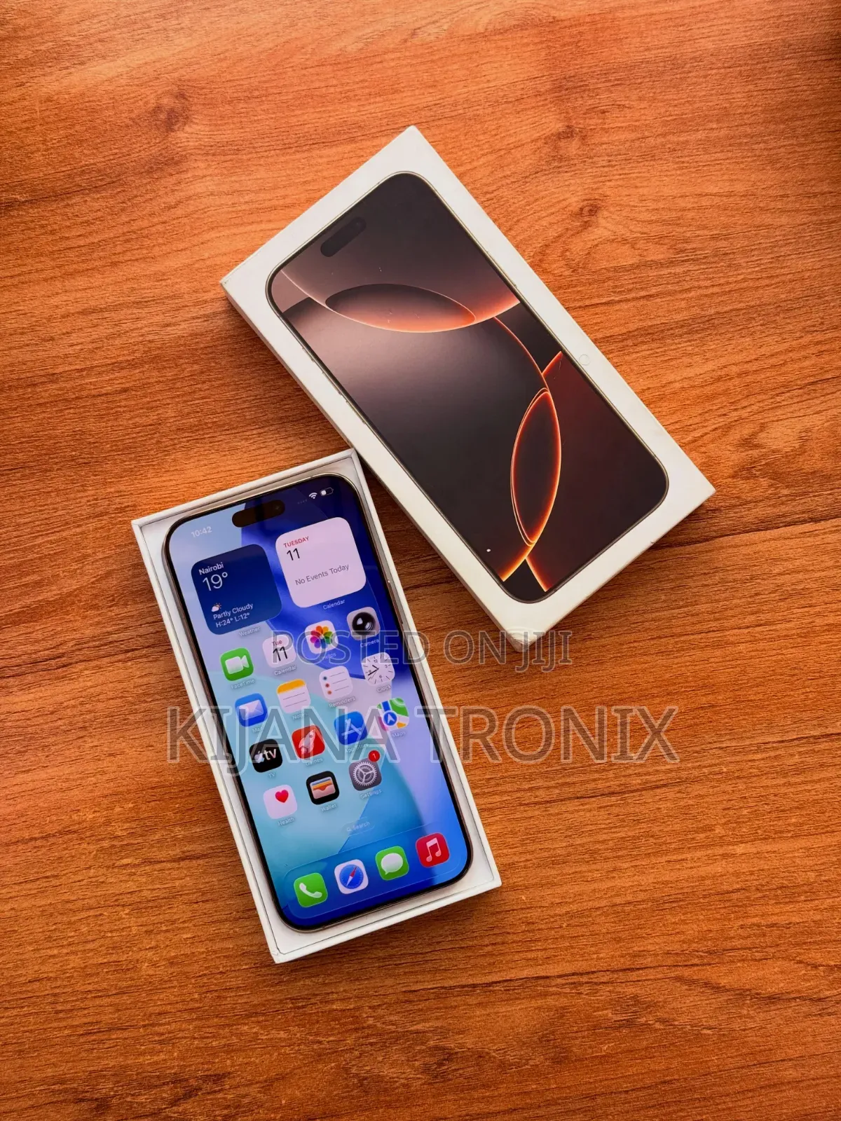 New Apple iPhone 16 Pro Max 256 GB Gold