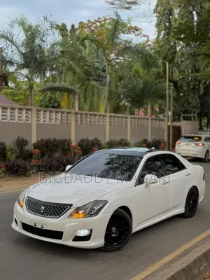Toyota Crown 2008
