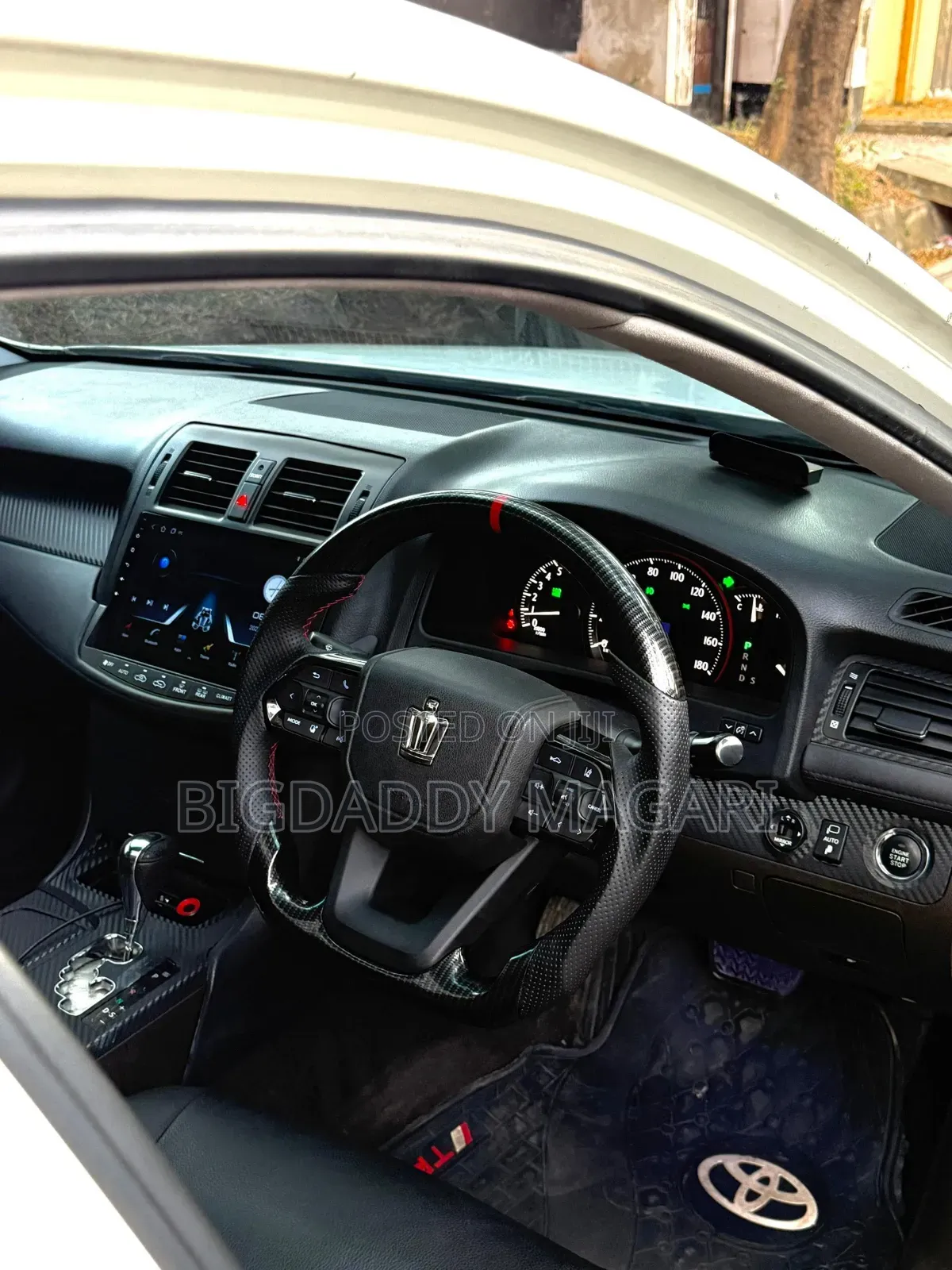Toyota Crown 2008