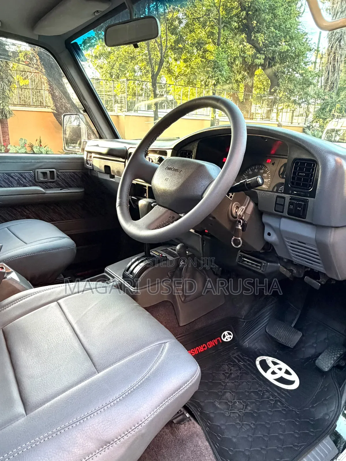 Toyota Land Cruiser Prado 1995 Black