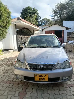 Toyota Gaia 2003 Silver