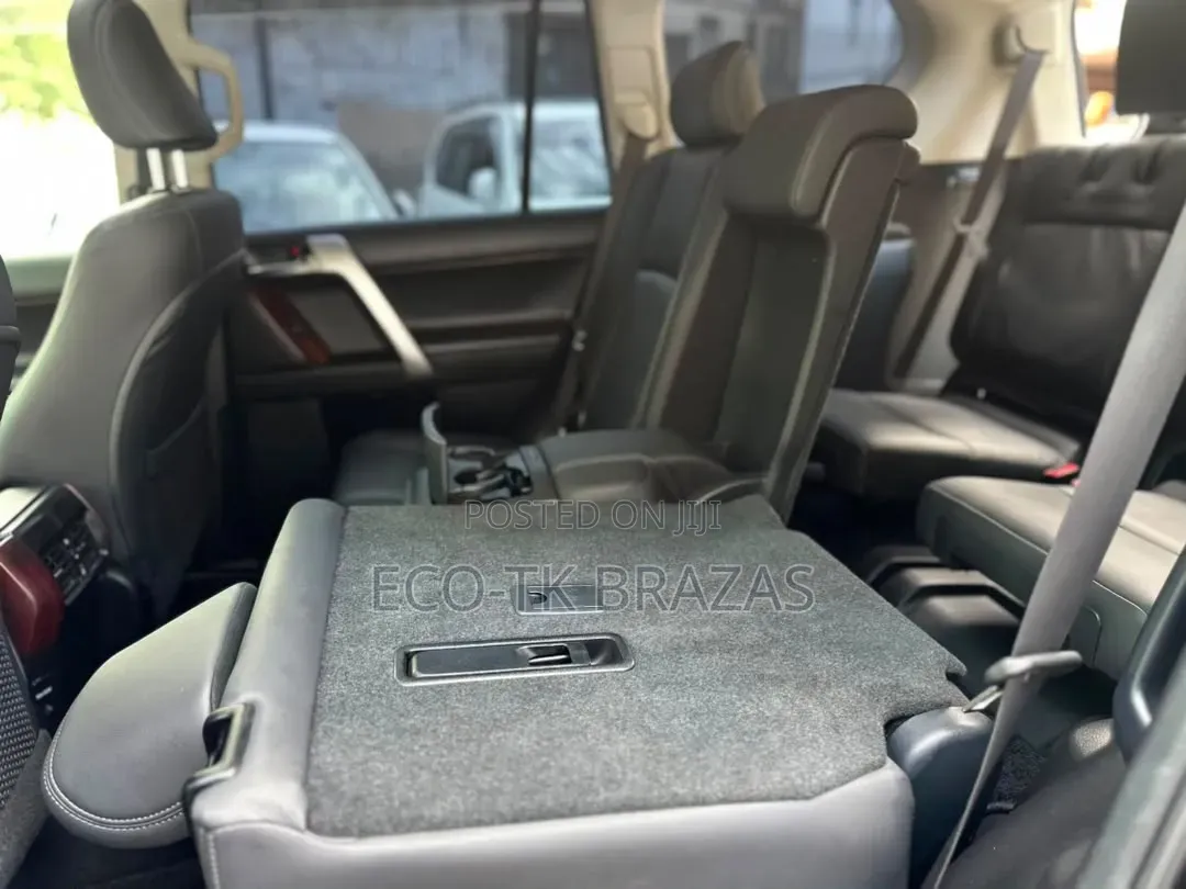 Toyota Land Cruiser Prado 2014 Black