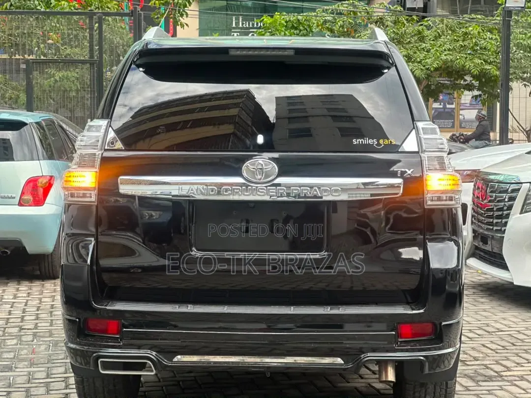 Toyota Land Cruiser Prado 2014 Black
