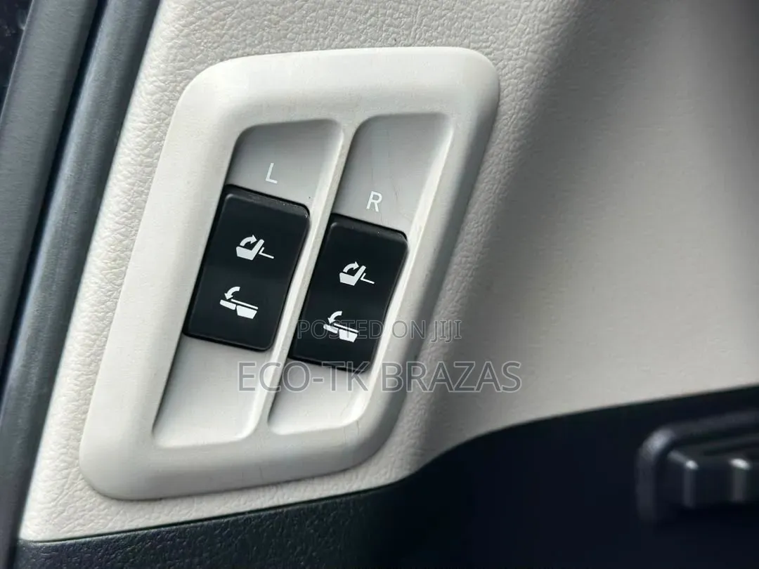 Toyota Land Cruiser Prado 2014 Black
