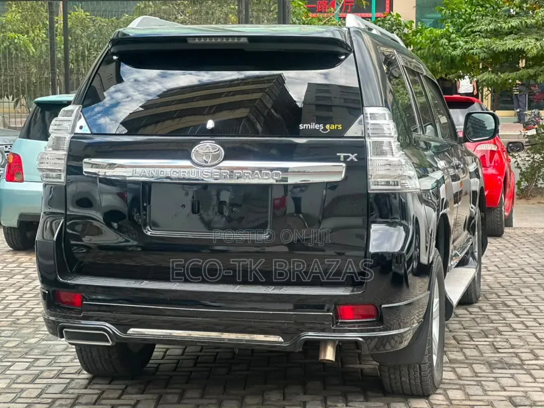 Toyota Land Cruiser Prado 2014 Black