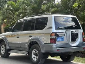 Toyota Land Cruiser Prado 2007 Silver