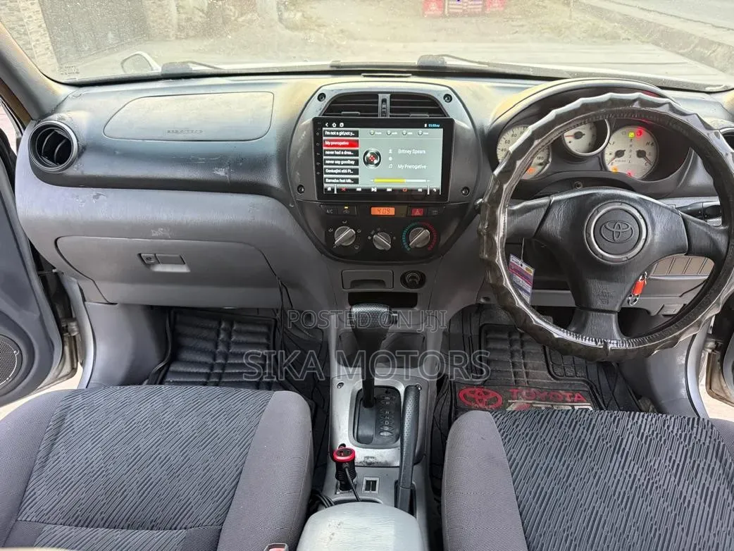Toyota RAV4 2005 Silver