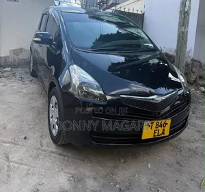 Toyota Ractis 2007 Black