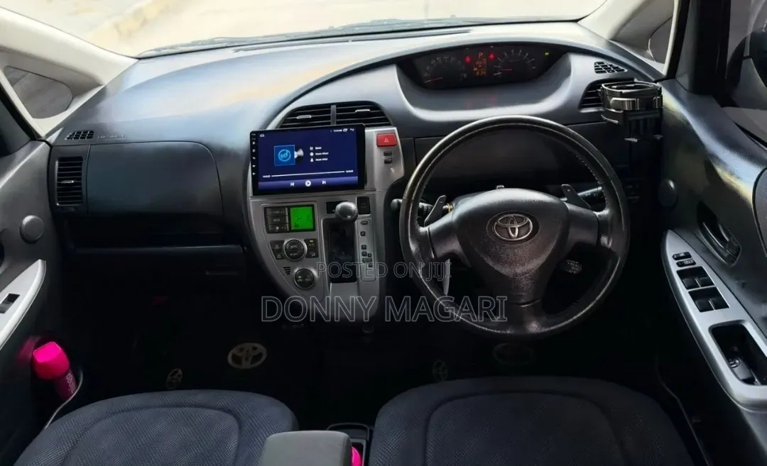 Toyota Ractis 2007 Black