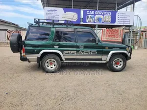 Toyota Land Cruiser Prado 2002 Green