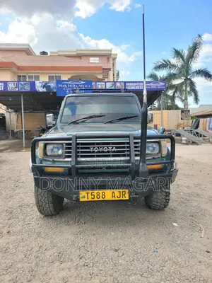 Toyota Land Cruiser Prado 2002 Green