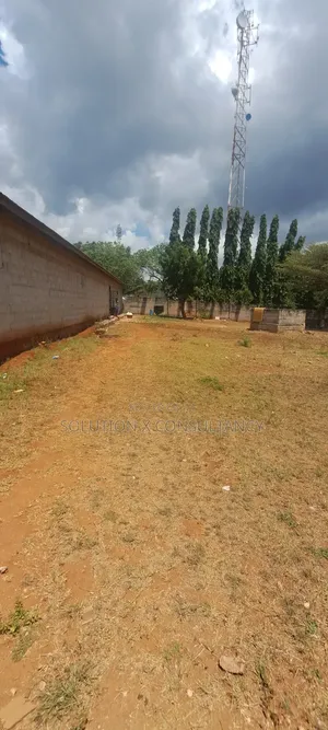 Kiwanja Kinapangishwa Salasala Nyuma Ya Kunduchi Mall