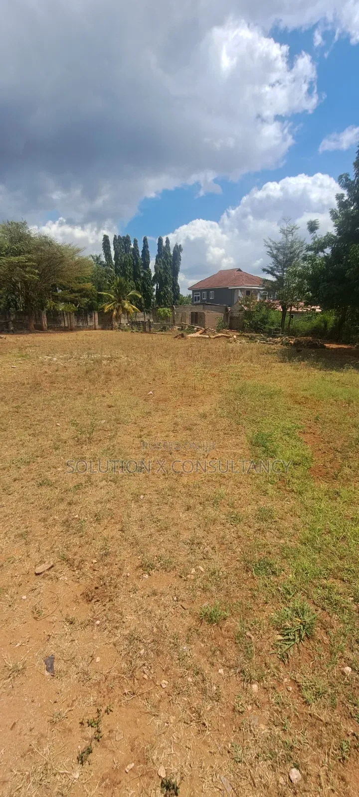 Kiwanja Kinapangishwa Salasala Nyuma Ya Kunduchi Mall