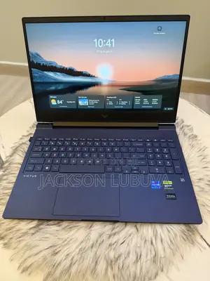 New Laptop HP Victus 16 16GB Intel Core i7 SSD 1T