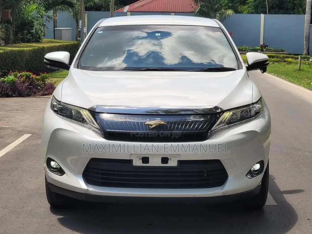 Toyota Harrier 2017 White