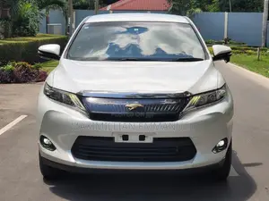 Toyota Harrier 2017 White