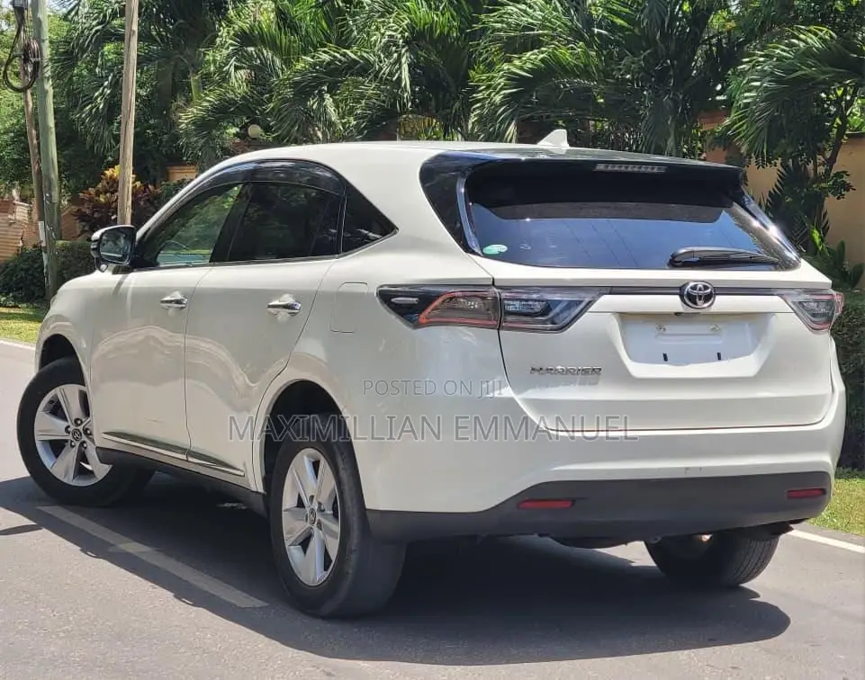 Toyota Harrier 2017 White