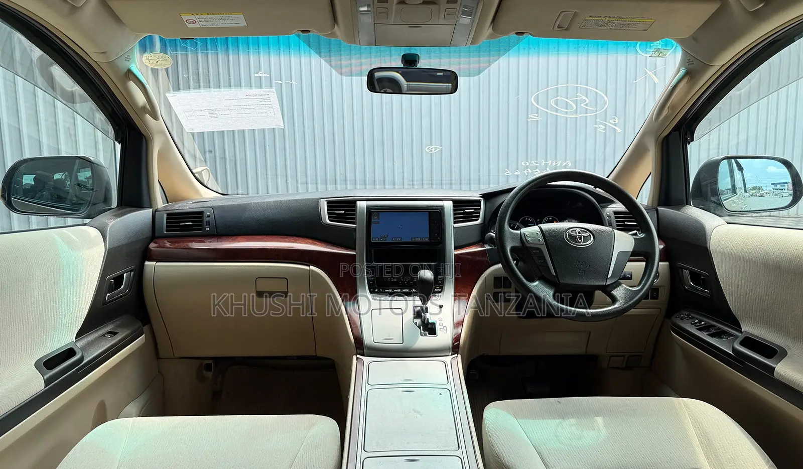 Toyota Alphard 2009 Gold