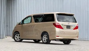 Toyota Alphard 2009 Gold